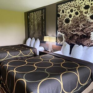 Queen Room Two Queen Beds Disability Access or Non-Smoking